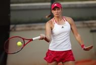Elena Rybakina plays a forehand